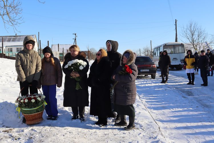 Холодний смуток душу охопив