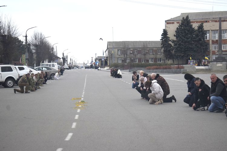 Війна забирає