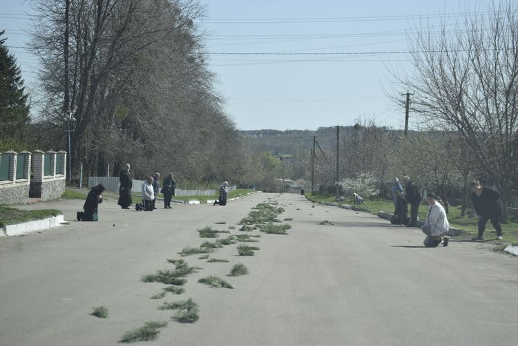 Замість слів сльози