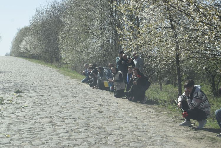 Замість слів сльози