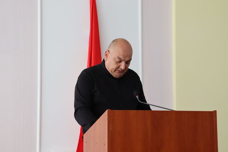 позачергова сесія