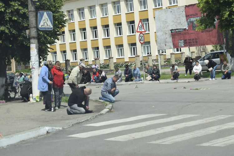 Зустріли Героя На щиті