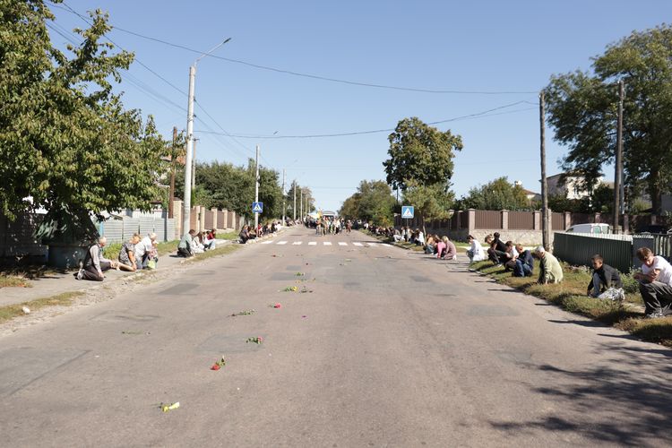 попрощалися з воїном