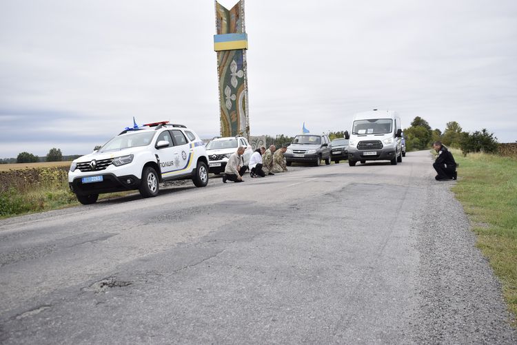 зустріли загиблого земляка