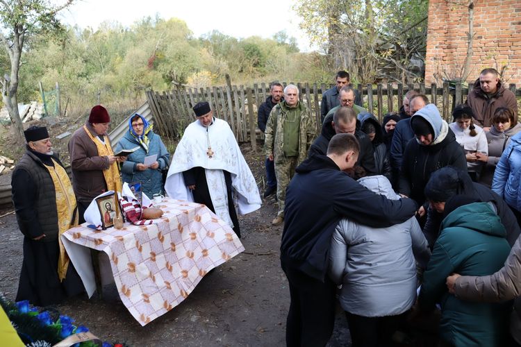 Спи наш, солдате