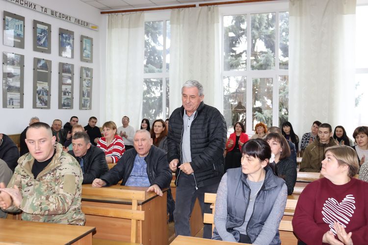 Вітали військовослужбовців та волонтерів