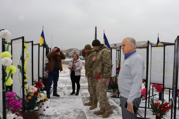 нагороджено Орденом «За мужність»