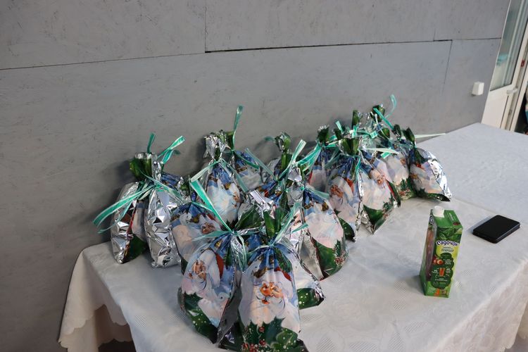 новорічні привітання