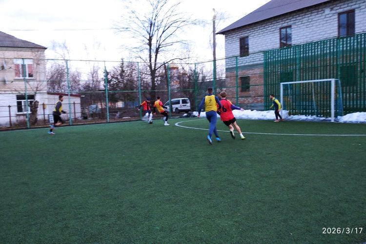 Продовжився турнір