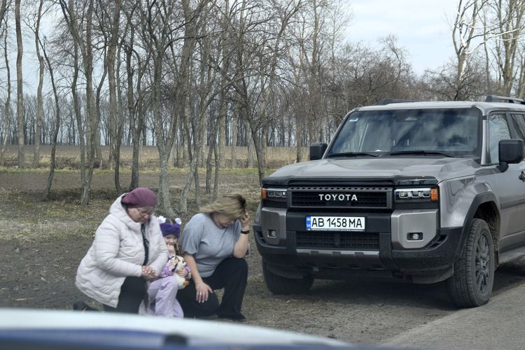 Зі сльозами