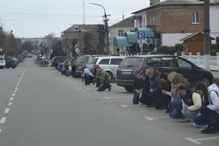 Зі сльозами