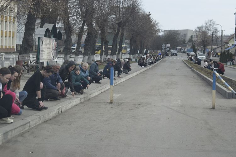 Зі сльозами