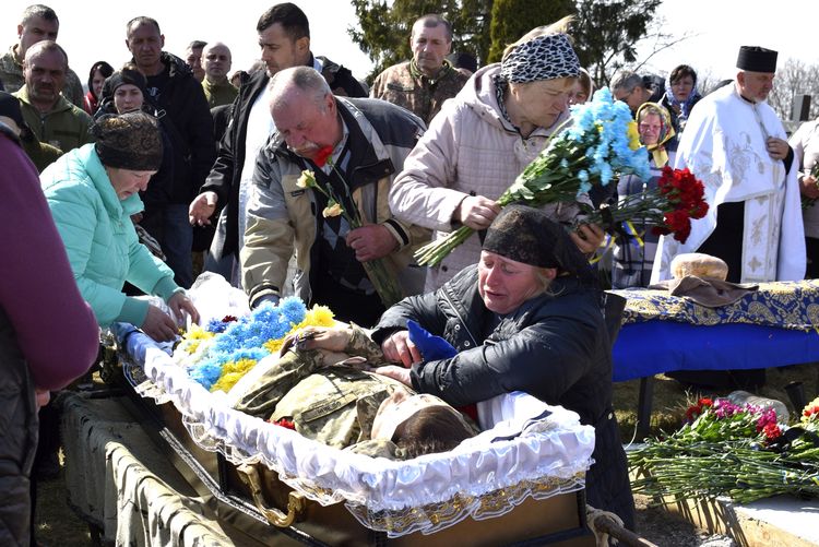 Захисника Сергія Лабу поховали