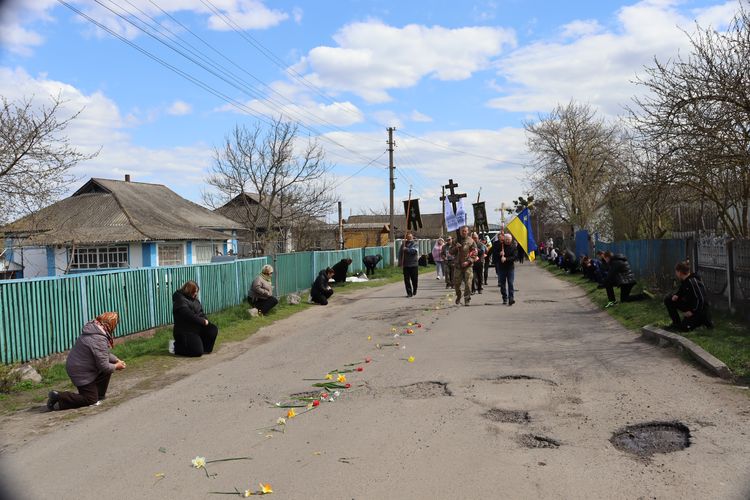 Попрощалися з Героєм