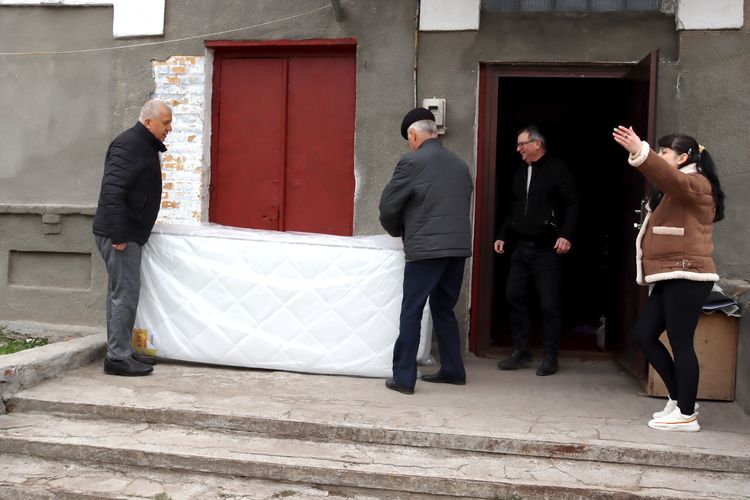 Міський голова відвідав багатодітну родину