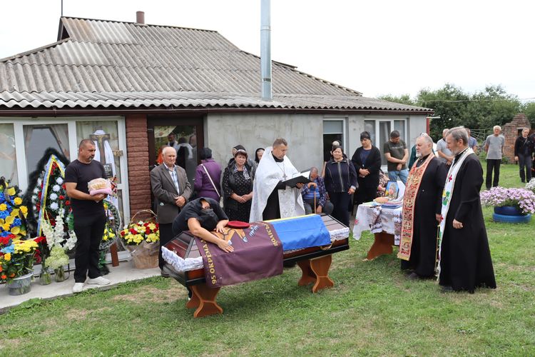 Провели в останню дорогу молодого Героя