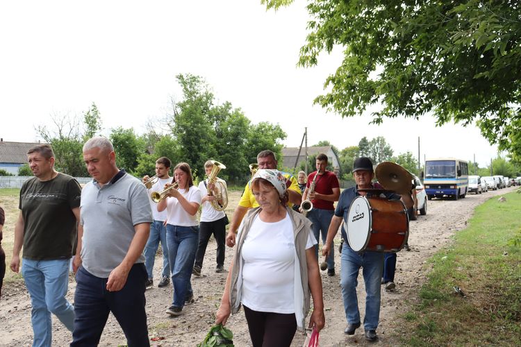 Провели в останню дорогу молодого Героя