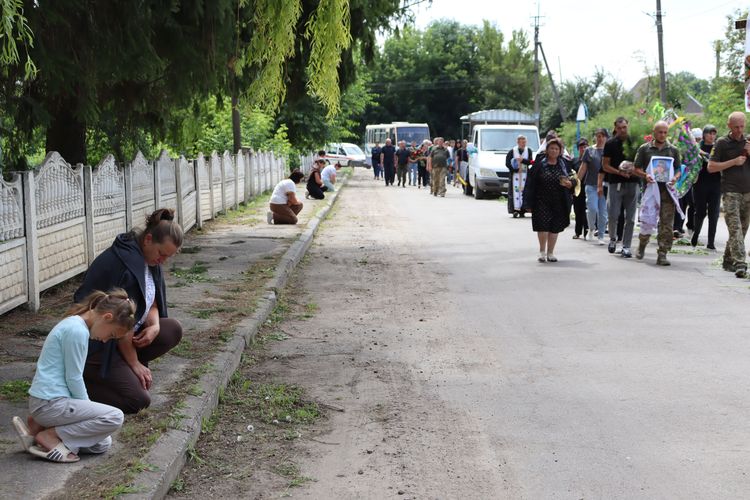 Провели в останню дорогу молодого Героя