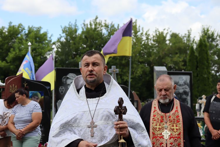 Провели в останню дорогу молодого Героя
