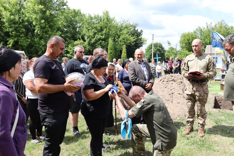 Провели в останню дорогу молодого Героя