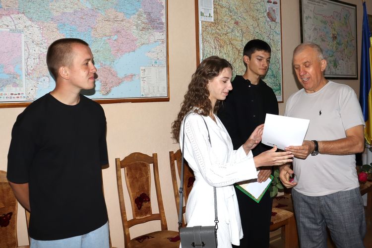 Міський голова привітав обдаровану молодь громади