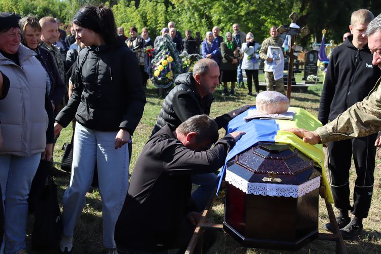 Погребищенська громада попрощалася